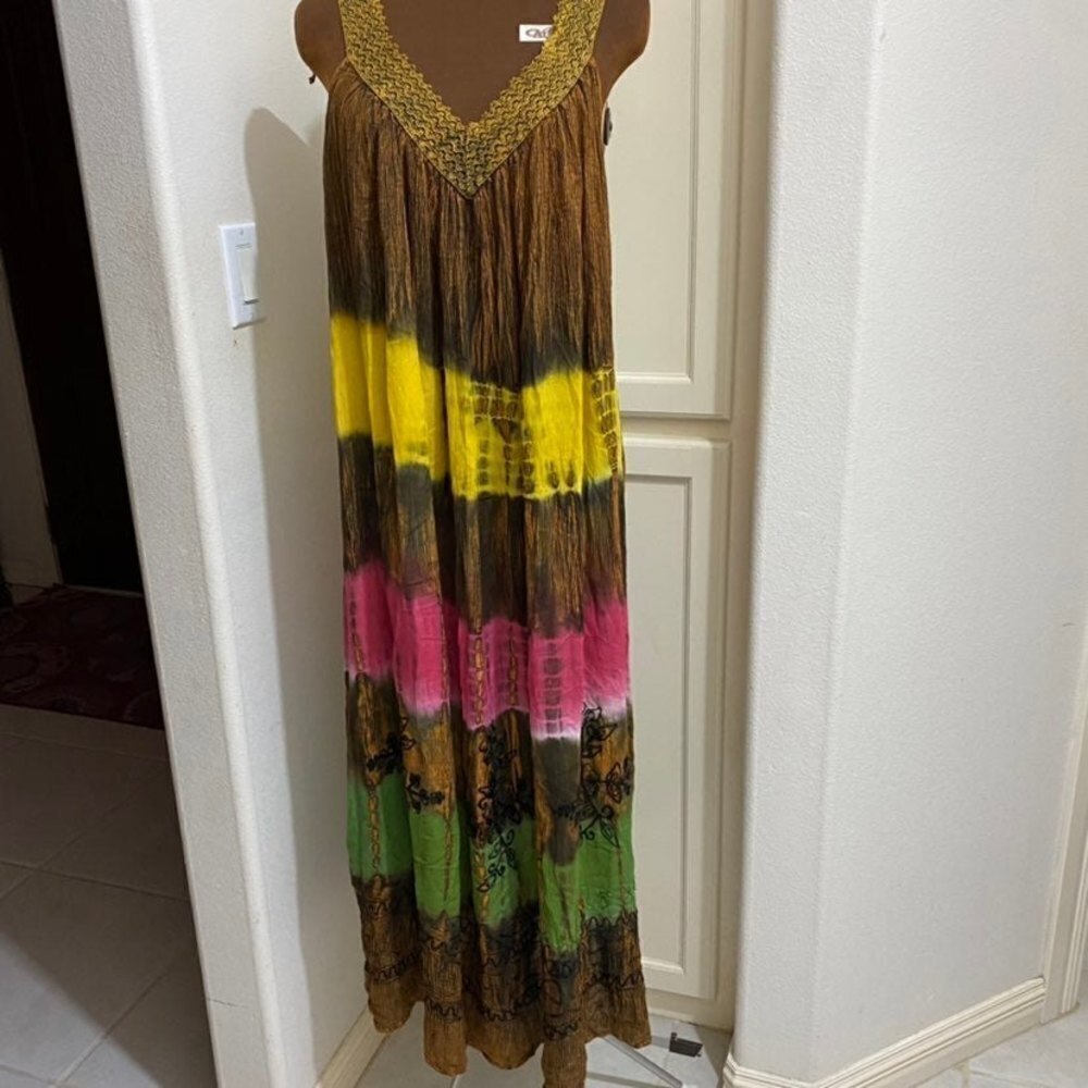 Fashion Force Tie Dye Embroidered Maxi Dress Plus Size EUC